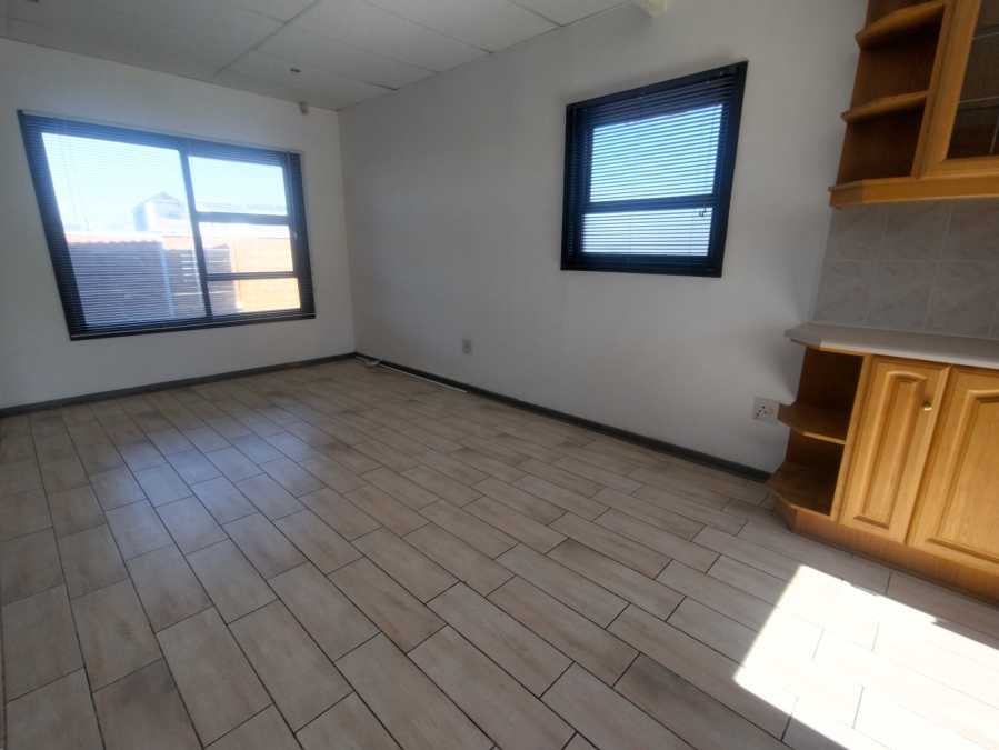 5 Bedroom Property for Sale in Kabeljauws Eastern Cape